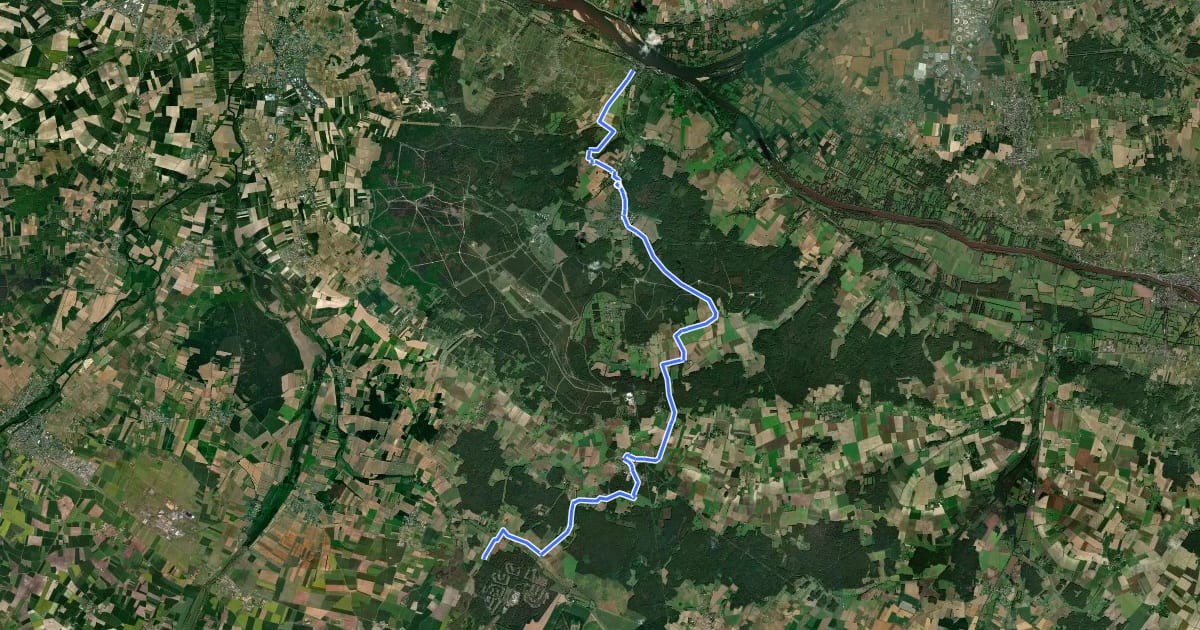 Маршрут Loire à Vélo 4a - Liaison Domaine de Bois aux Daims на спутниковом снимке