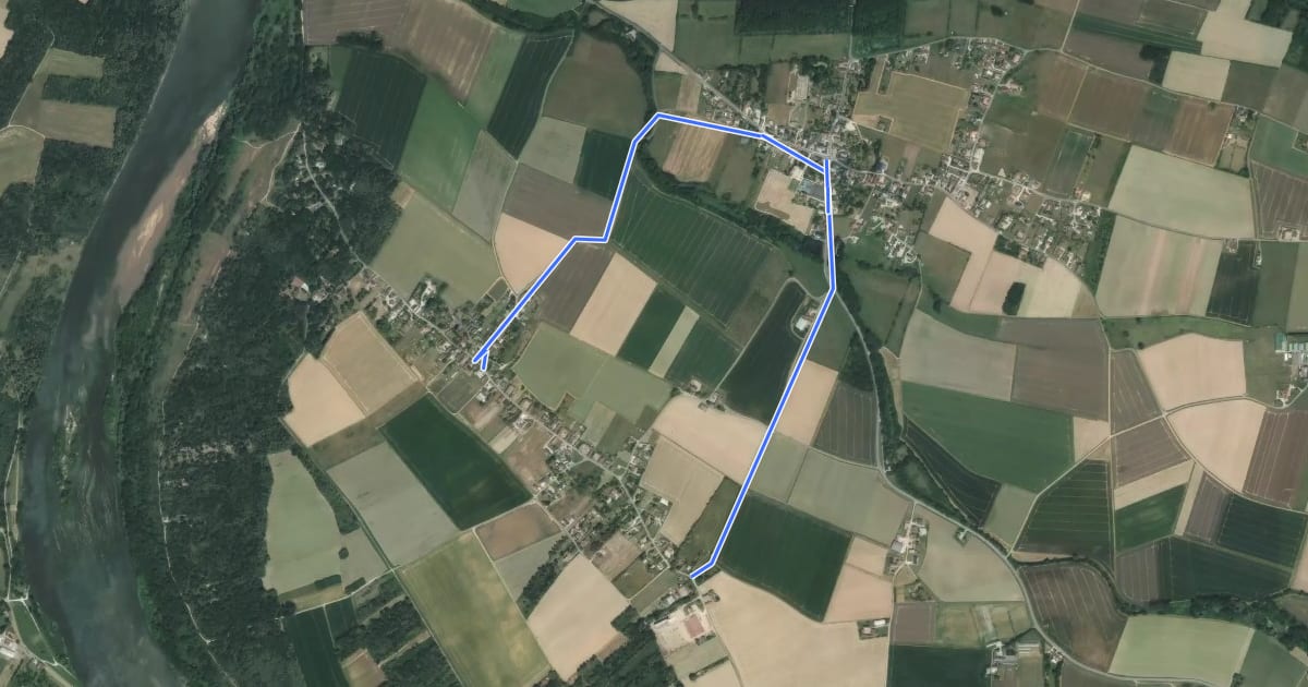 Маршрут Loire à Vélo 7b - Liaison Germigny-des-Prés на спутниковом снимке
