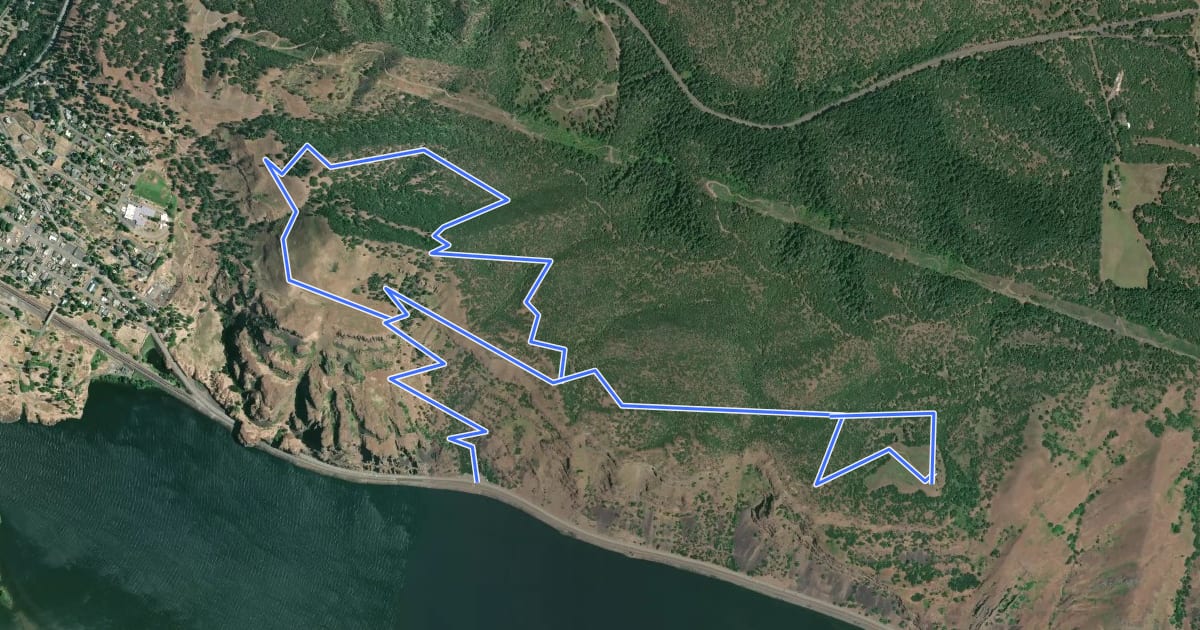 Маршрут Lyle Cherry Orchard Trail на спутниковом снимке