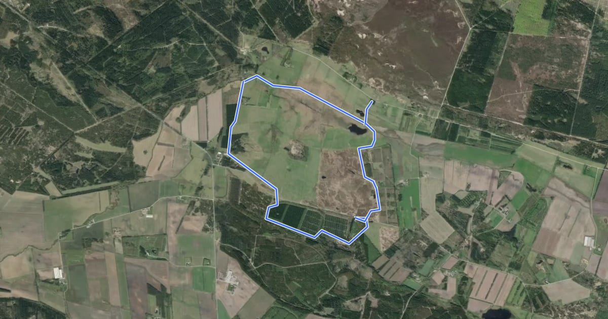 Маршрут Lystbæk og Klovsig Nørre Plantage blå rute на спутниковом снимке
