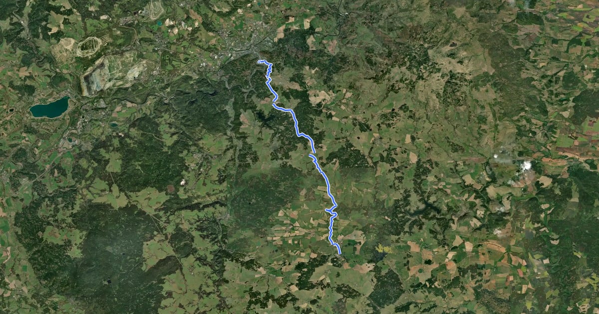 Маршрут [M] Karlovy Vary - Toužim (žst) на спутниковом снимке