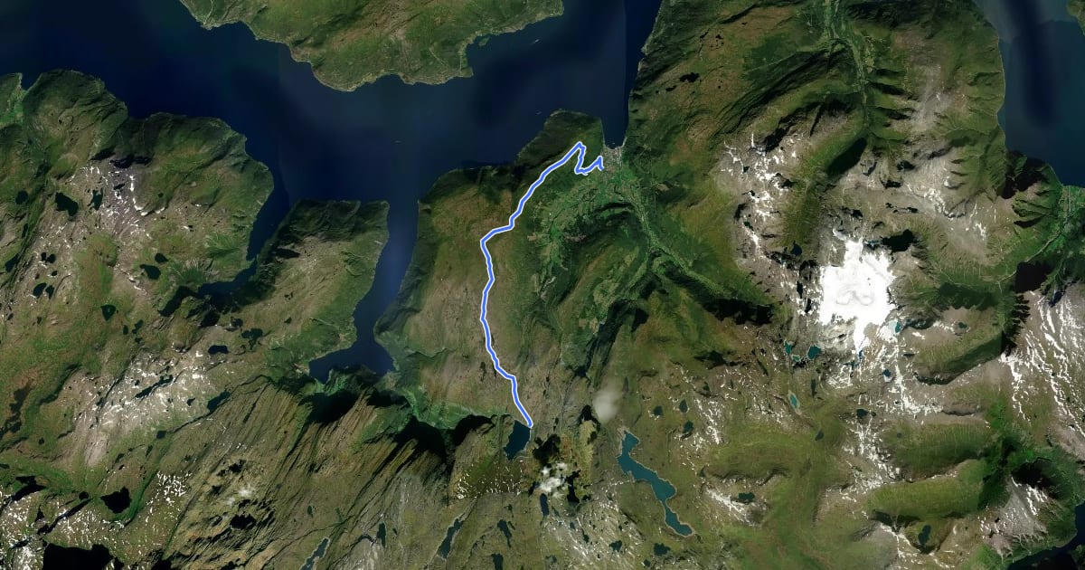Маршрут Målsete-Bøeggi-Vik aktivitetspark на спутниковом снимке
