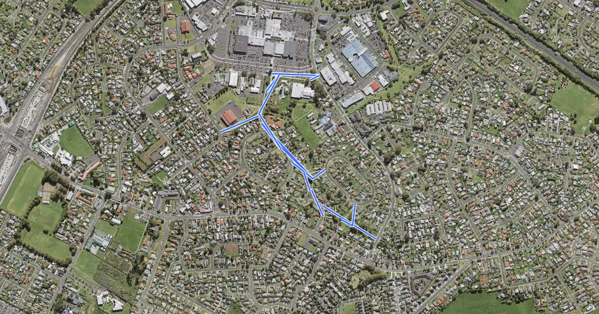 Маршрут Māngere Safe Cycle Route на спутниковом снимке