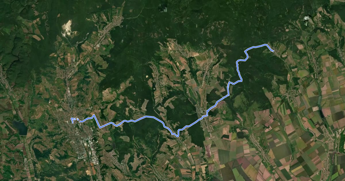 Маршрут Mária-út, M01-28 (Eger – Kács) на спутниковом снимке