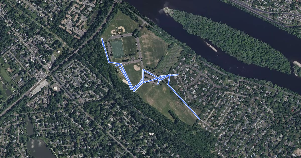 Маршрут Macclesfield Park Trail на спутниковом снимке