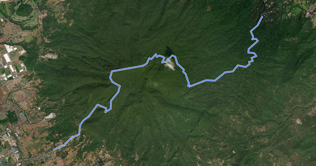 Маршрут Makiling Traverse на спутниковом снимке