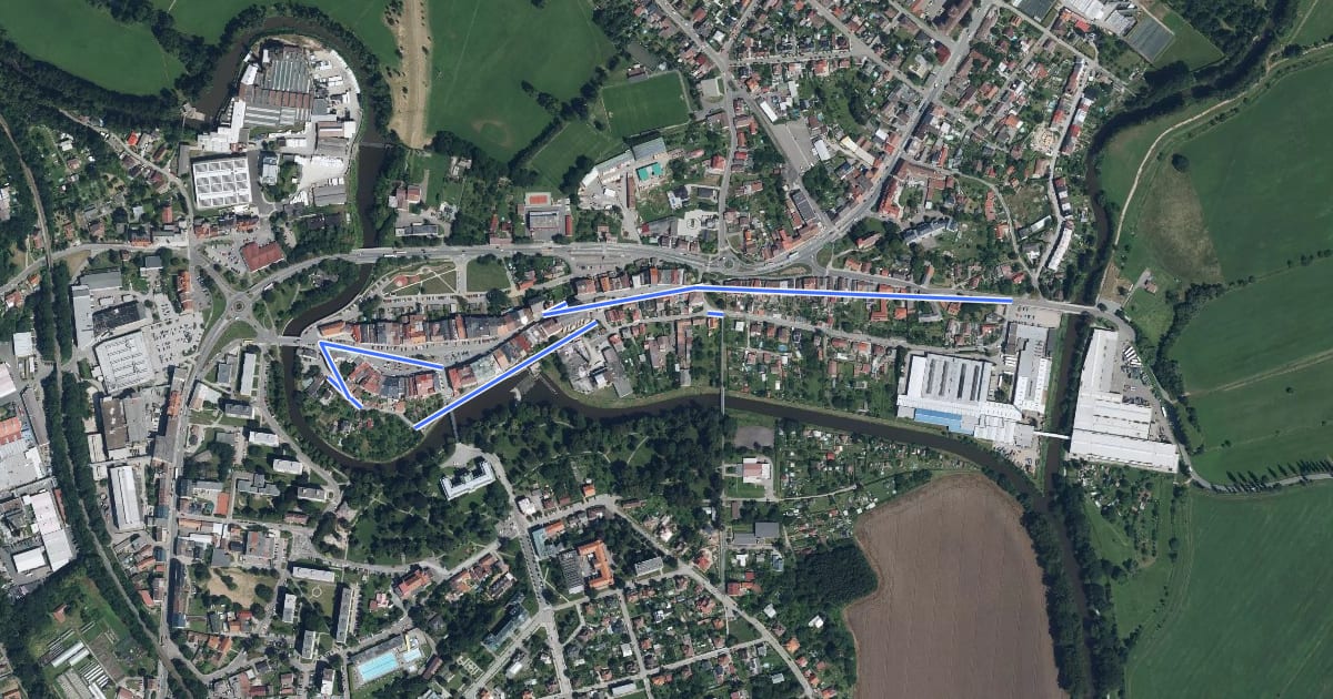 Маршрут Malý okruh centrum на спутниковом снимке