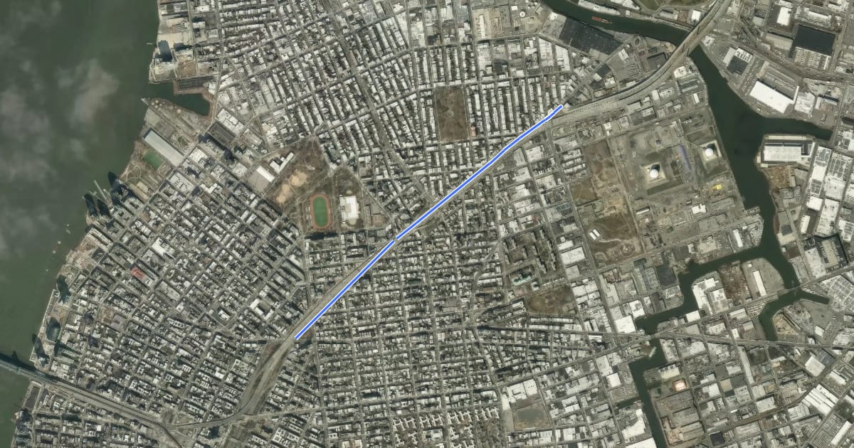 Маршрут Meeker Avenue на спутниковом снимке