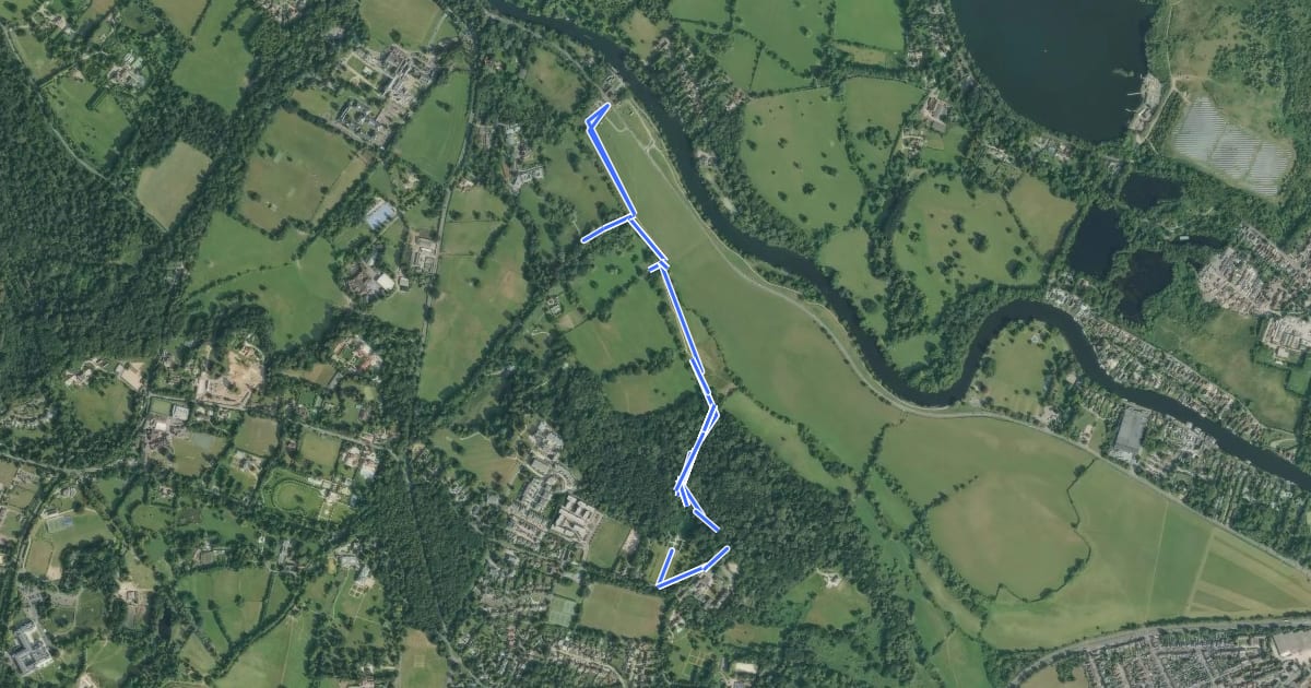 Маршрут Memorial Route, Runnymede на спутниковом снимке
