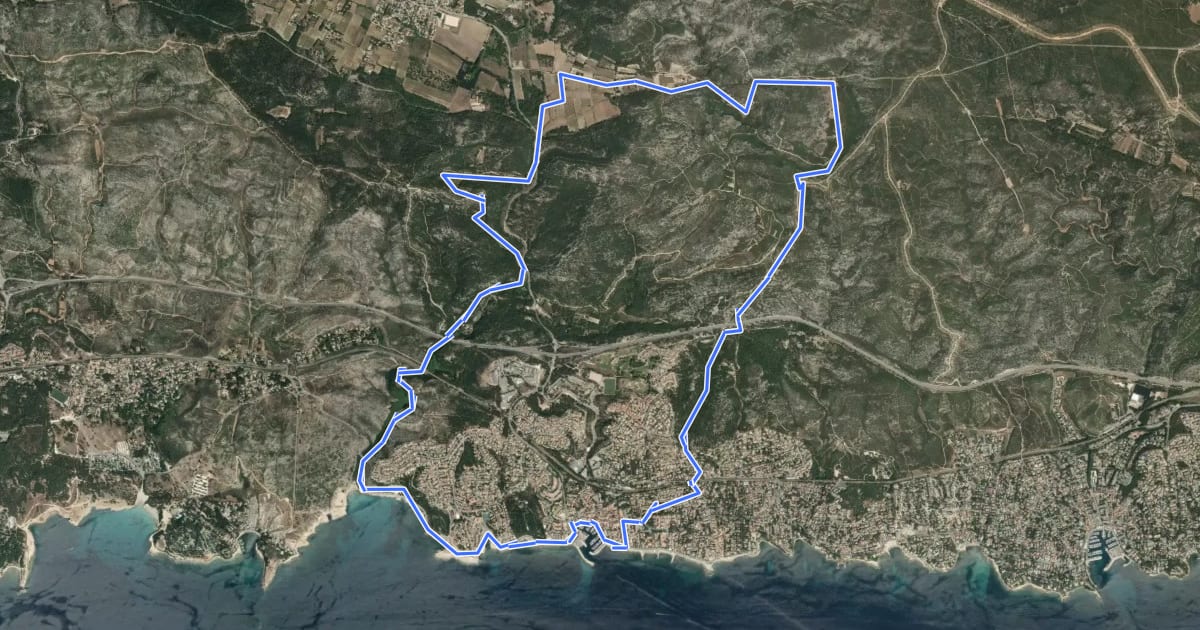 Маршрут Mer et colline Valestéloué на спутниковом снимке