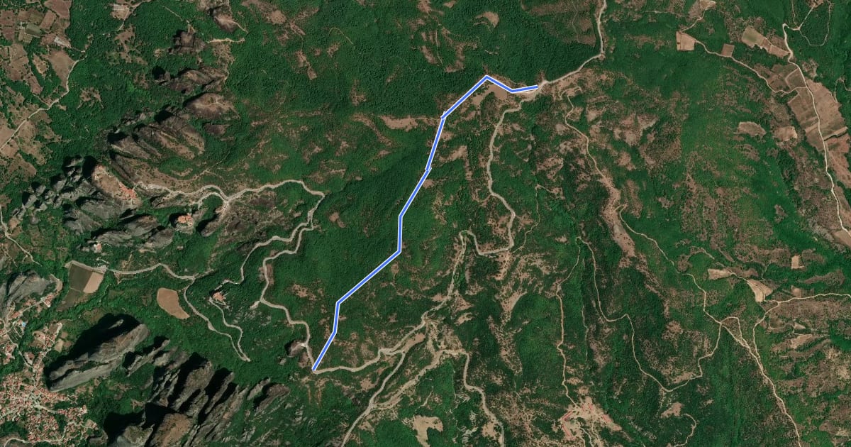 Маршрут Meteora Trail M05 -Tsouma Diakopia Peak – Meteora Observation Deck Trail на спутниковом снимке