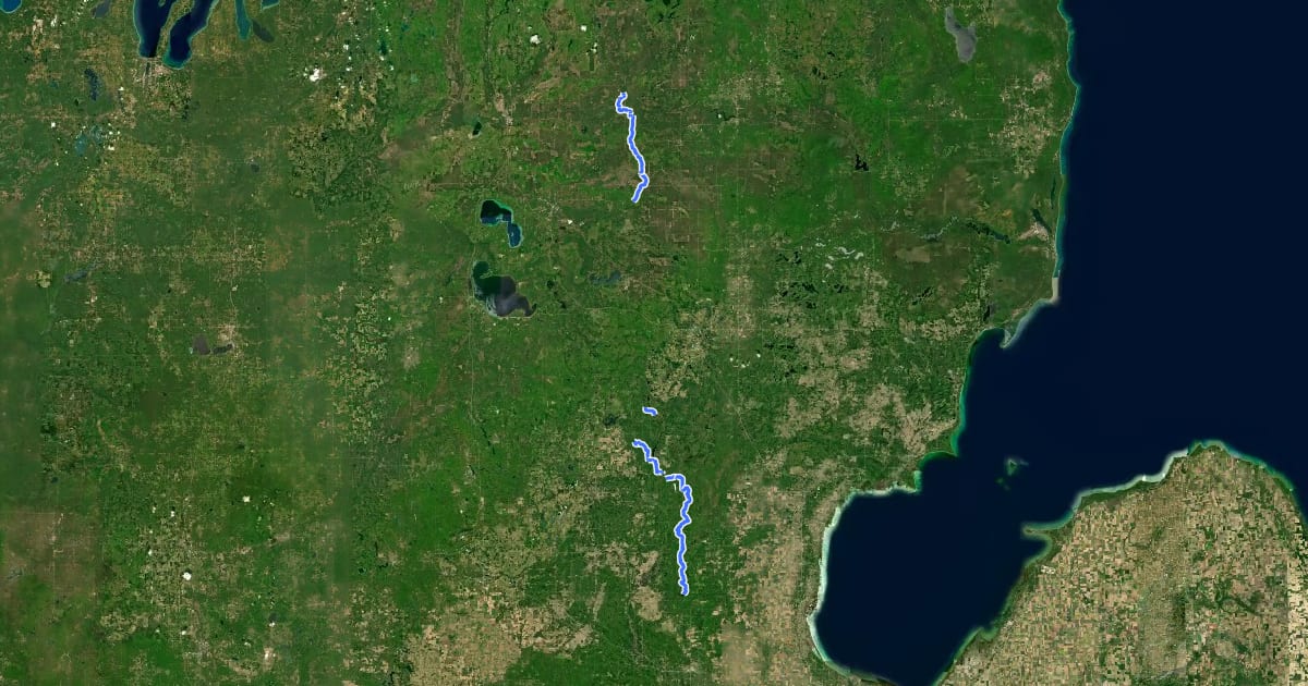 Маршрут Midland to Mackinaw Trail на спутниковом снимке