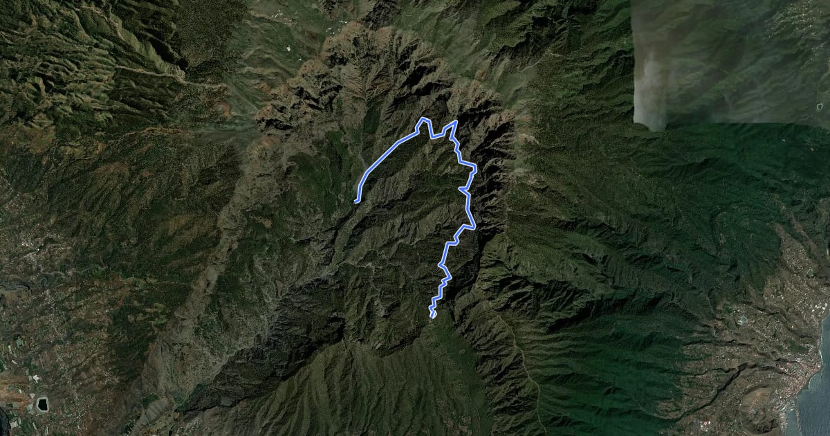 Маршрут Mirador de la Cumbrecita - Caldera de Taburiente на спутниковом снимке