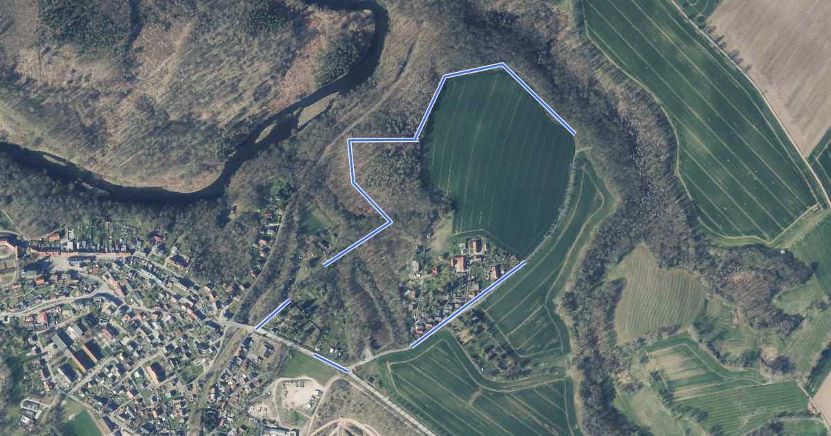 Маршрут Mittlerer Rundweg Burgstall Wechselburg на спутниковом снимке