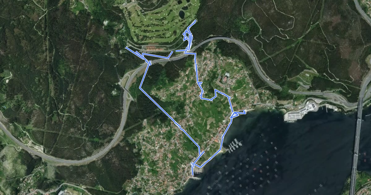 Маршрут Moaña na Mochila - Pazo da Moura/Ruta do Rio Freixa e da Miñouba на спутниковом снимке