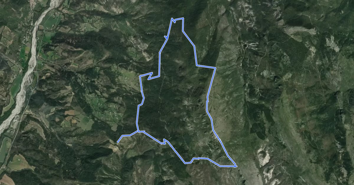 Маршрут Montagne de Beynes на спутниковом снимке