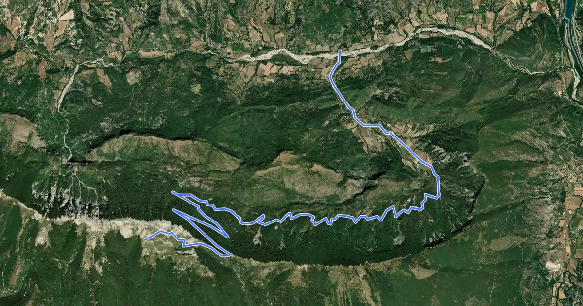 Маршрут Montagne de Lure (1736 m) depuis la vallée du Jabron на спутниковом снимке