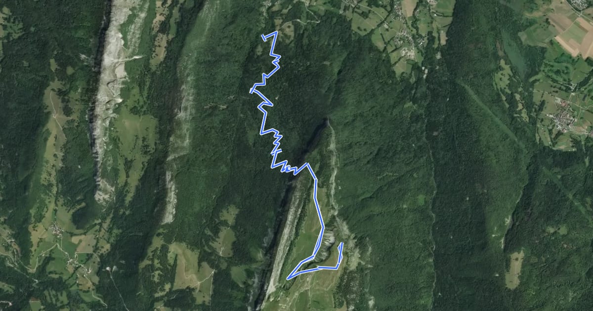 Маршрут Montagne du Charbon depuis Montgellaz на спутниковом снимке