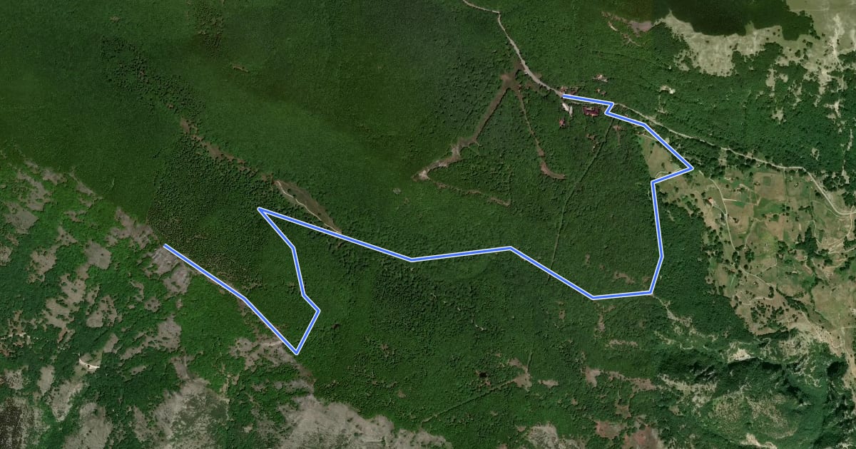 Маршрут Monte Pastonico на спутниковом снимке
