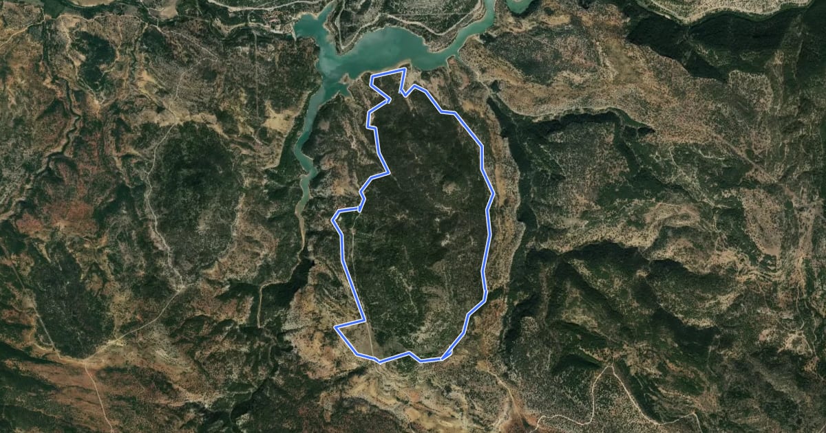 Маршрут Monteagudillo y el embalse de la Toba на спутниковом снимке