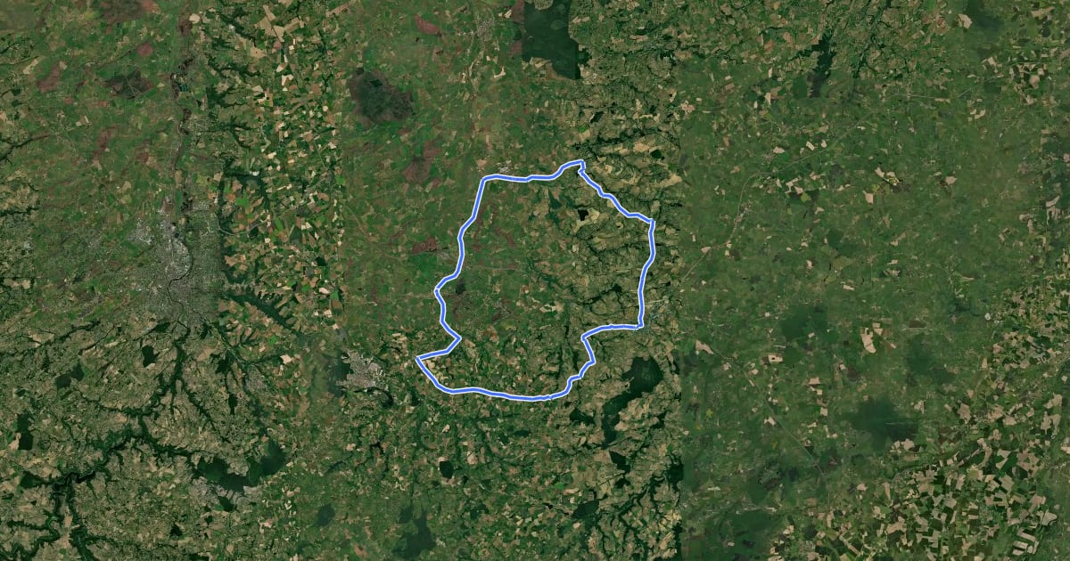 Маршрут Montmarault, par Monts et par Vaux на спутниковом снимке