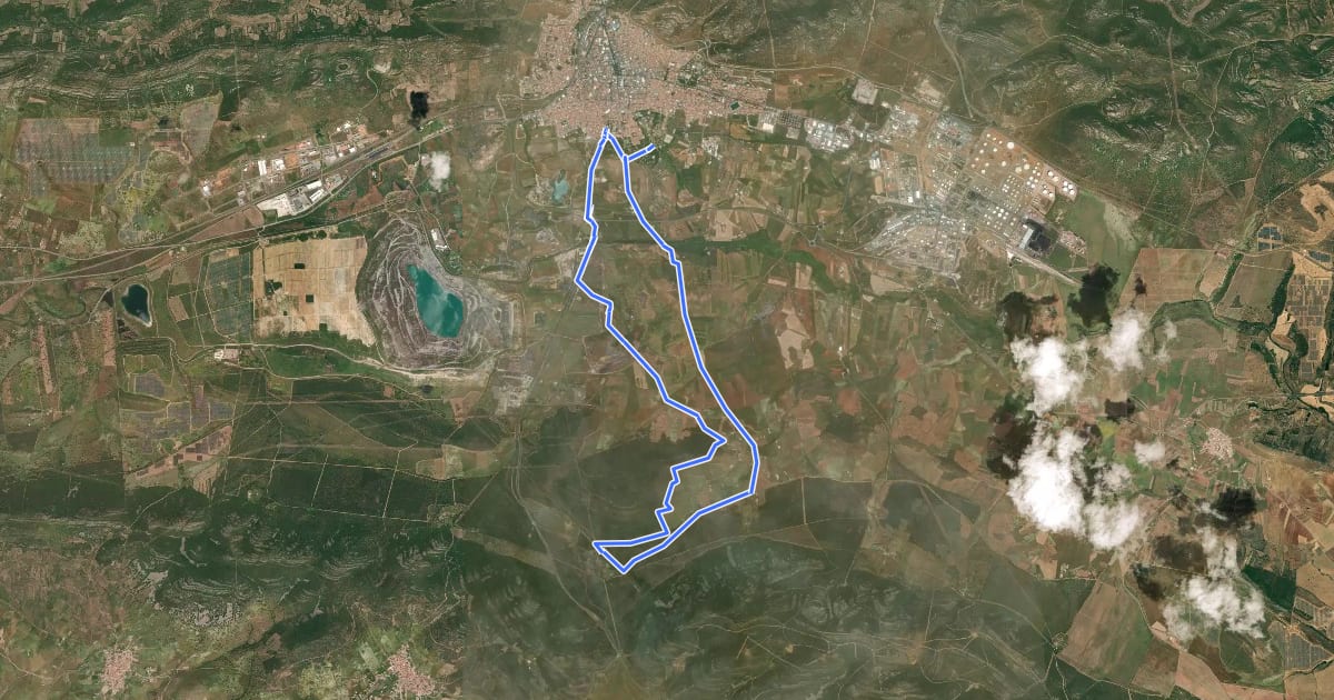 Маршрут Monumento Natural Carbonífero de Puertollano. Puertollano - Dehesa Boyal на спутниковом снимке
