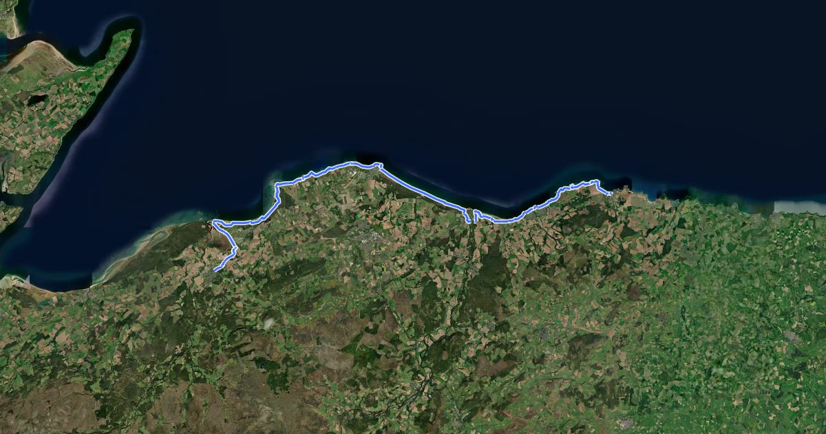 Маршрут Moray Coast Trail на спутниковом снимке