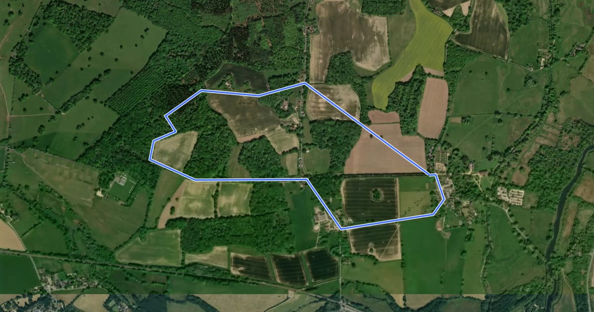Маршрут Mottisfont Estate Cycle Paths Loop Long на спутниковом снимке