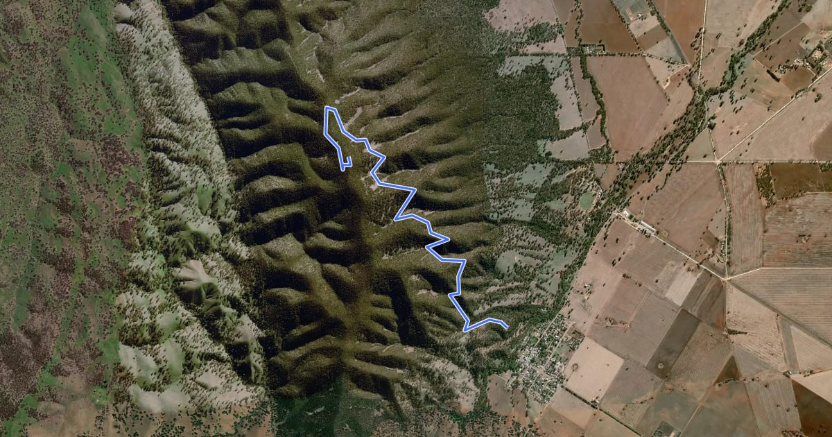 Маршрут Mount Remarkable Summit Hike на спутниковом снимке