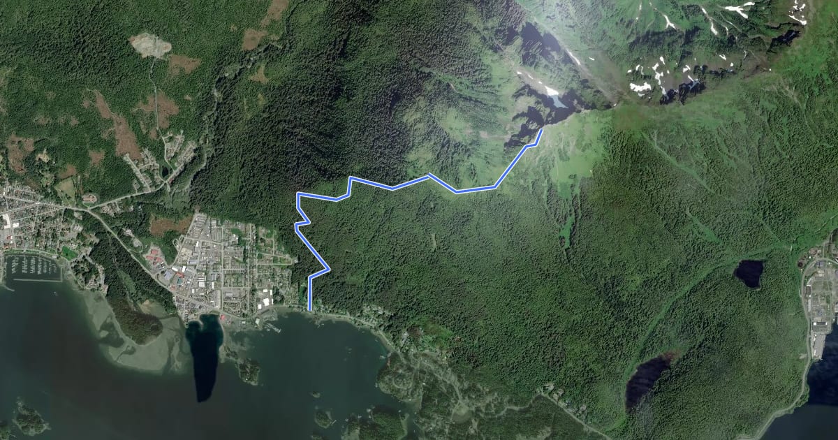 Маршрут Mount Verstovia Trail на спутниковом снимке