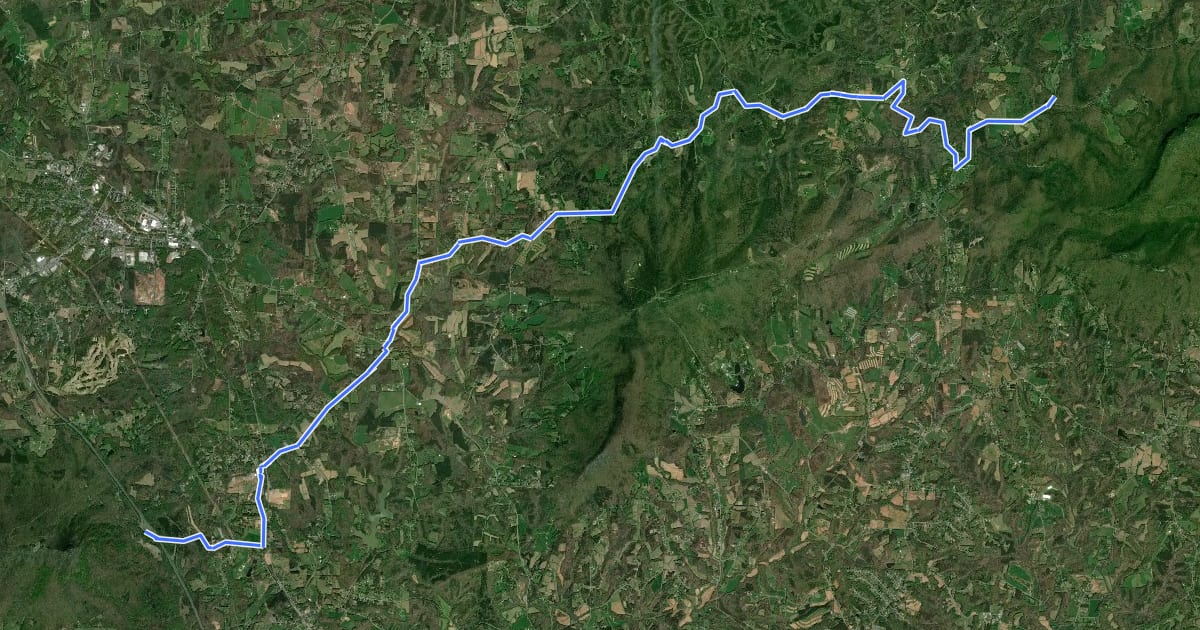 Маршрут Mountains-to-Sea Trail: Hunting Season Detour - Segment 7 на спутниковом снимке