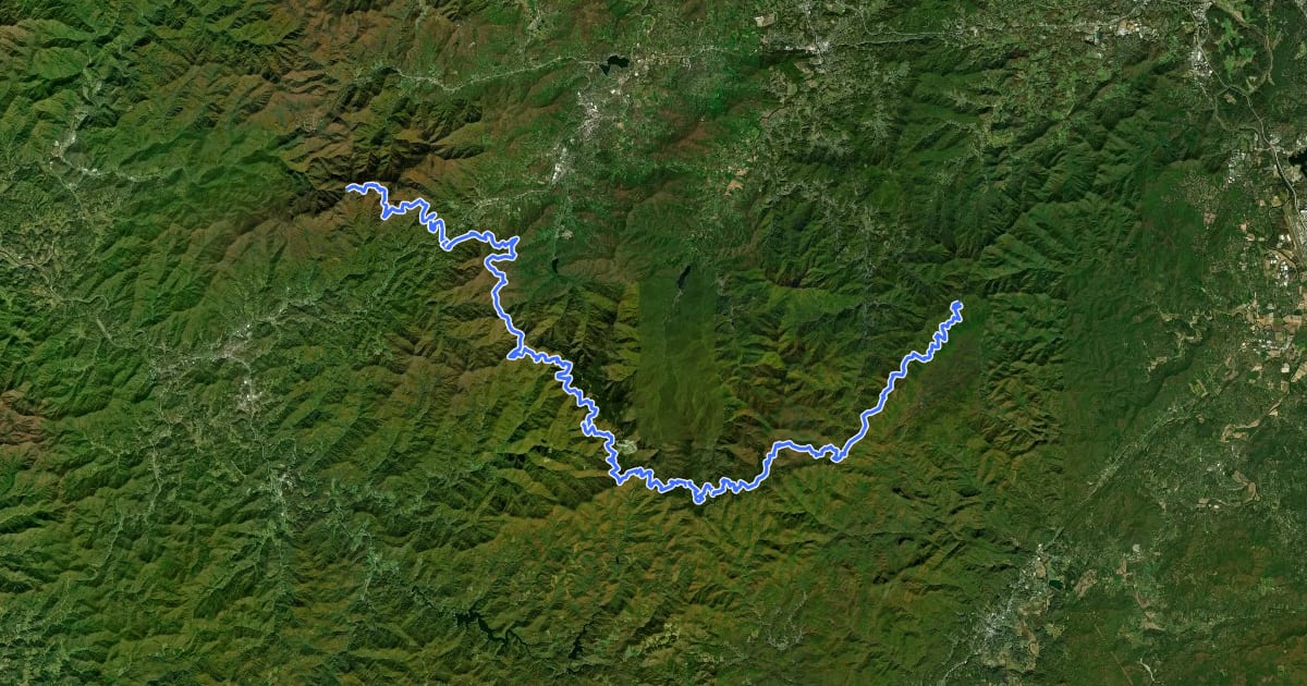 Маршрут Mountains-to-Sea Trail: Segment 2 на спутниковом снимке