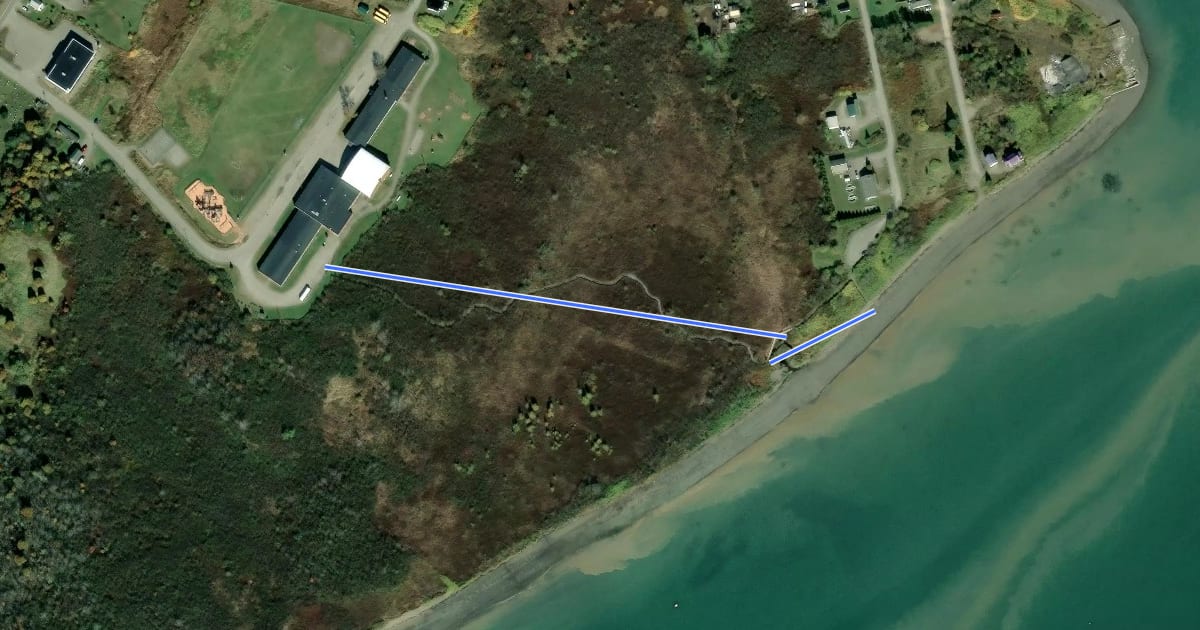 Маршрут Mowry Beach Trail на спутниковом снимке