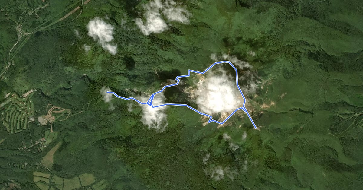 Маршрут Mt. Adatara - West Loop Trail на спутниковом снимке