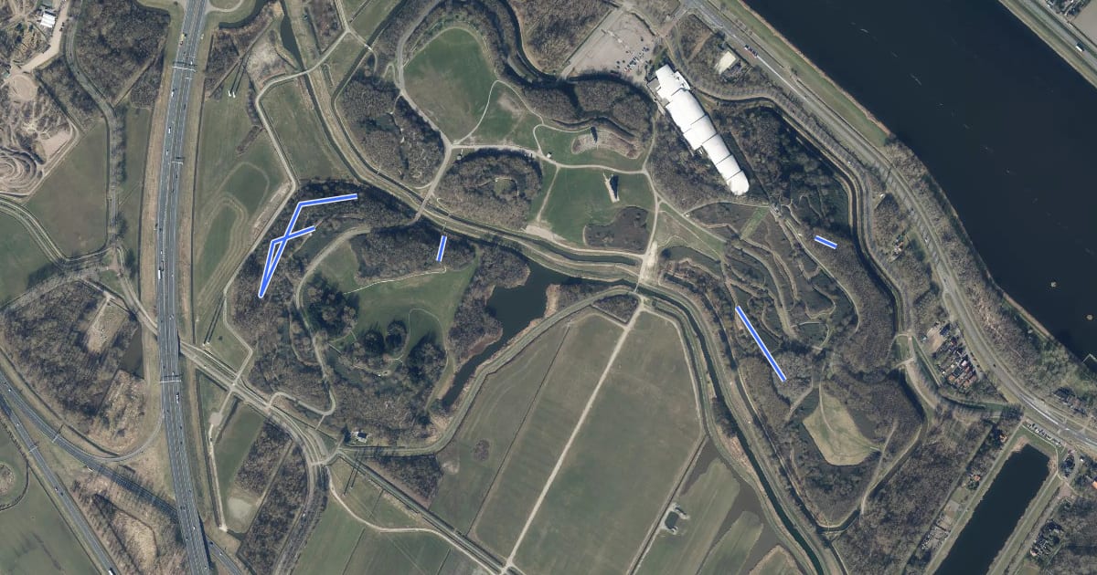 Маршрут MTB-route Spaarnwoude zwart на спутниковом снимке