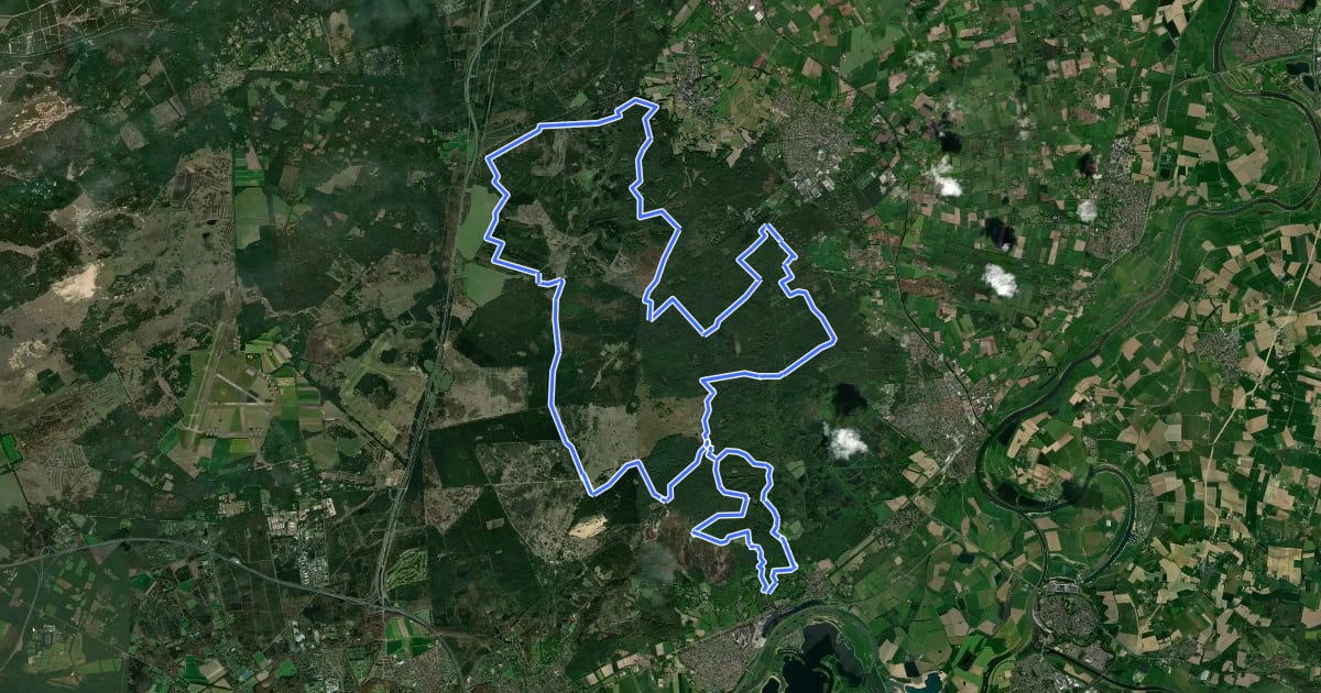 Маршрут MTB Veluwezoom-Blauw-Hoofdroute на спутниковом снимке