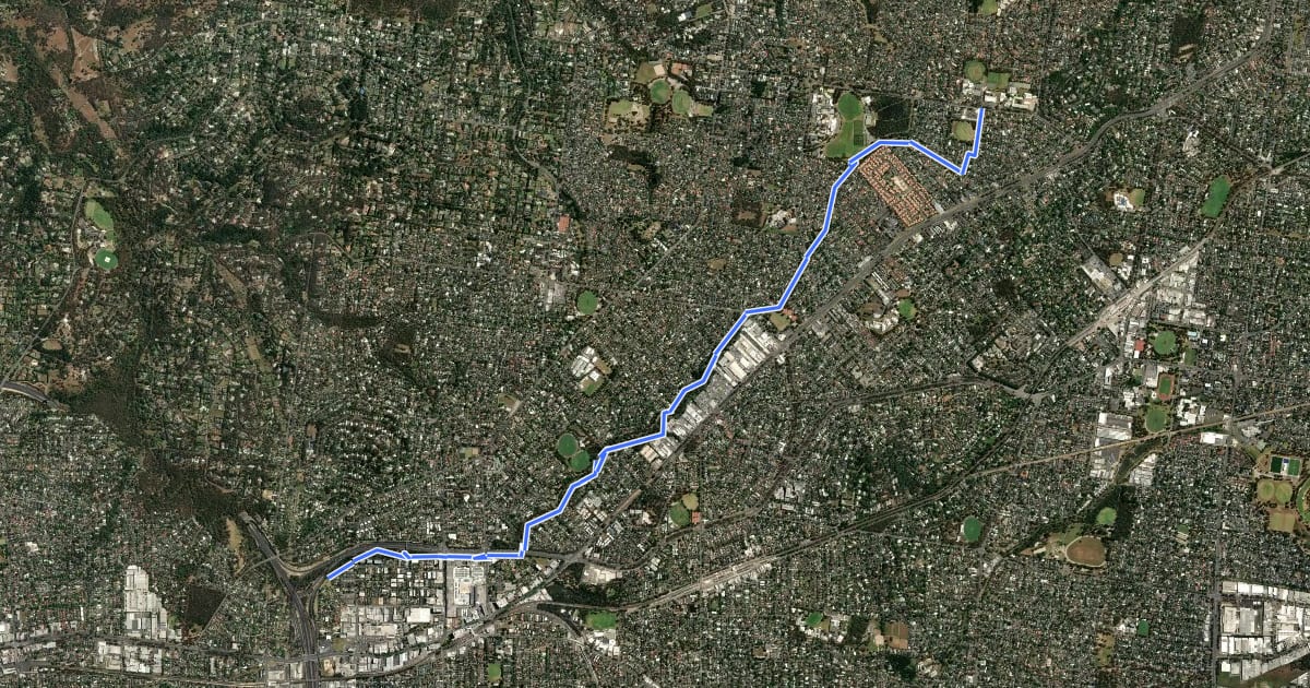 Маршрут Mullum Mullum Creek Trail на спутниковом снимке
