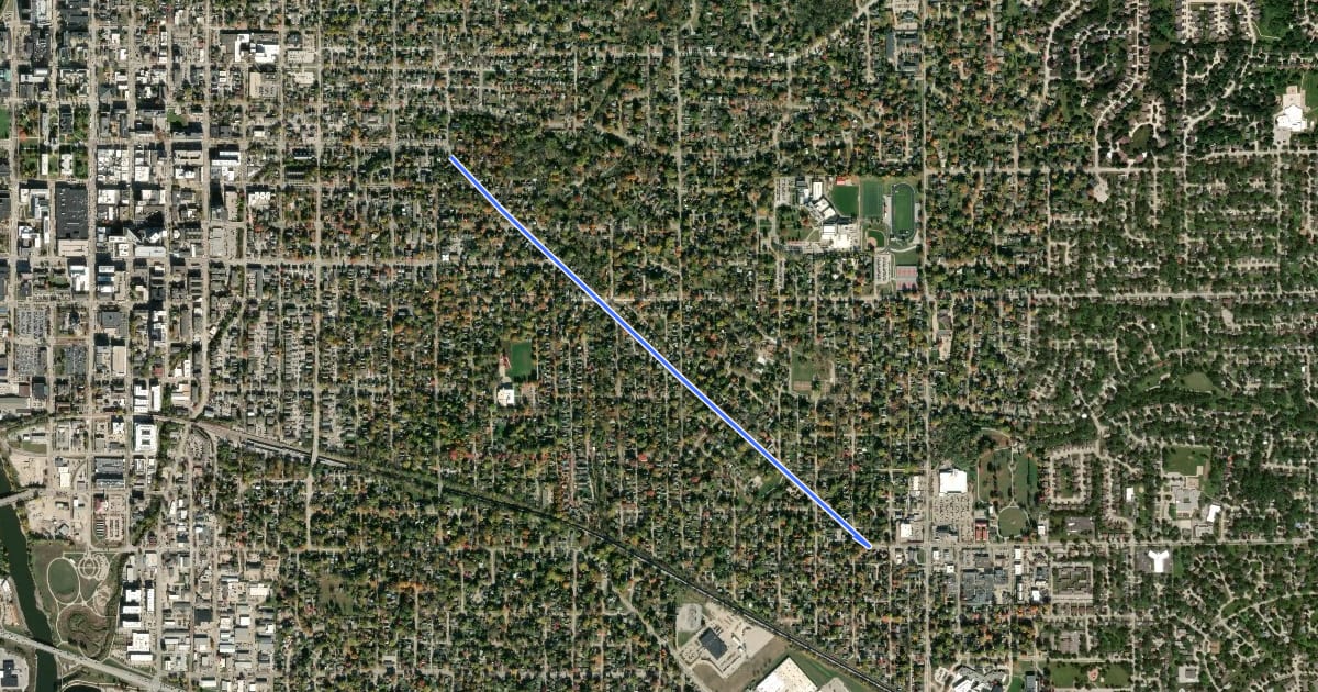 Маршрут Muscatine Avenue на спутниковом снимке