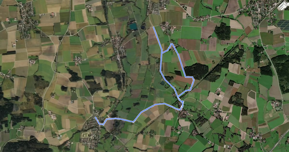 Маршрут MVV Wanderweg Quadrat Ottenhofen на спутниковом снимке