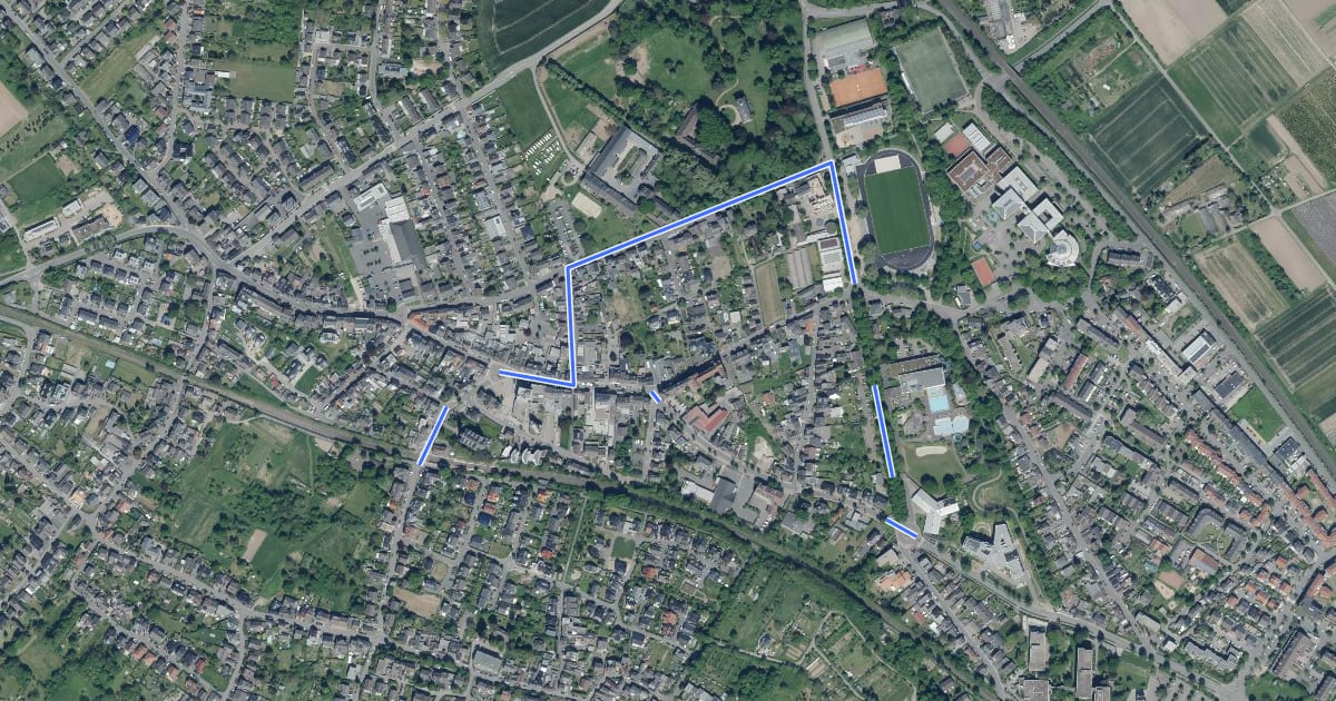 Маршрут Natur-Kultur-Pfad Bornheim-Brenig-Roisdorf - Tour blau на спутниковом снимке
