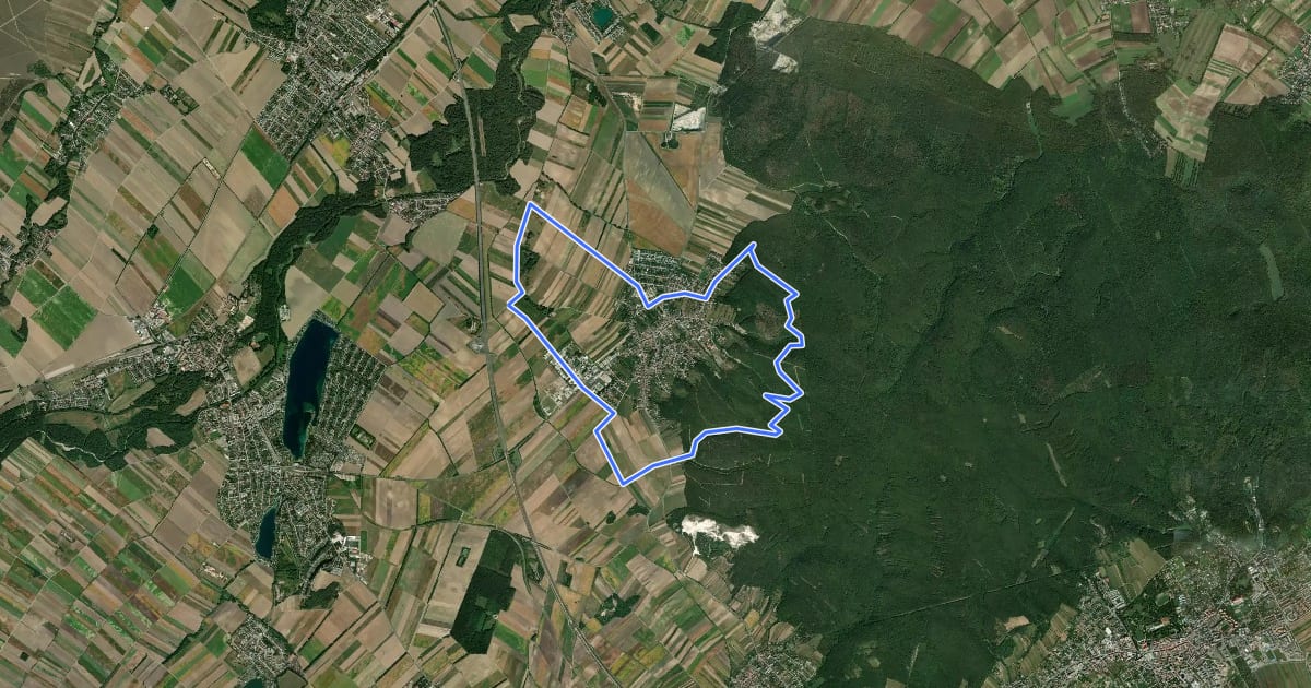 Маршрут Naturerlebnis-Wanderweg Hornstein на спутниковом снимке