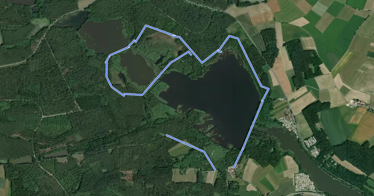 Маршрут Naturerlebnispfad Rußweiher на спутниковом снимке