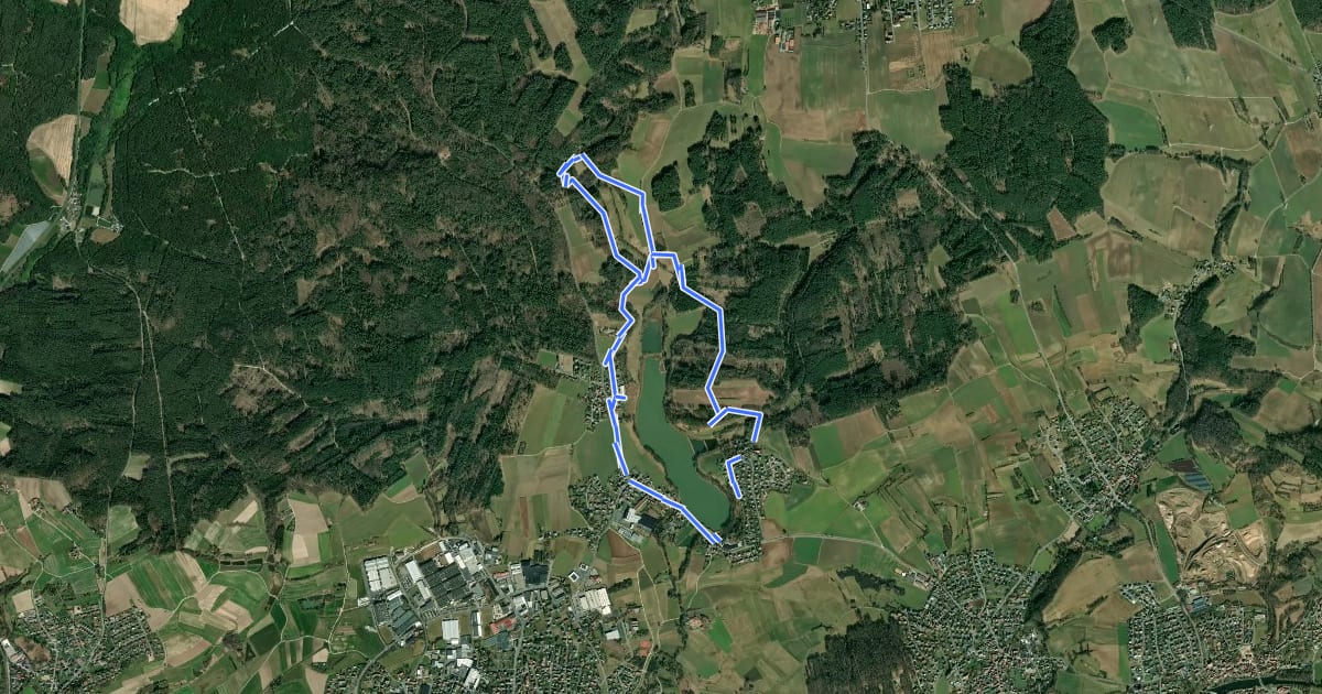Маршрут Naturlehrpfad Neuenseer Weiher на спутниковом снимке