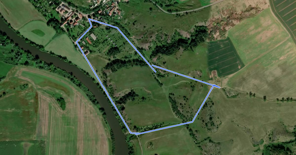 Маршрут Naturlehrpfad — Porphyrlandschaft Wettin / Gimritz на спутниковом снимке