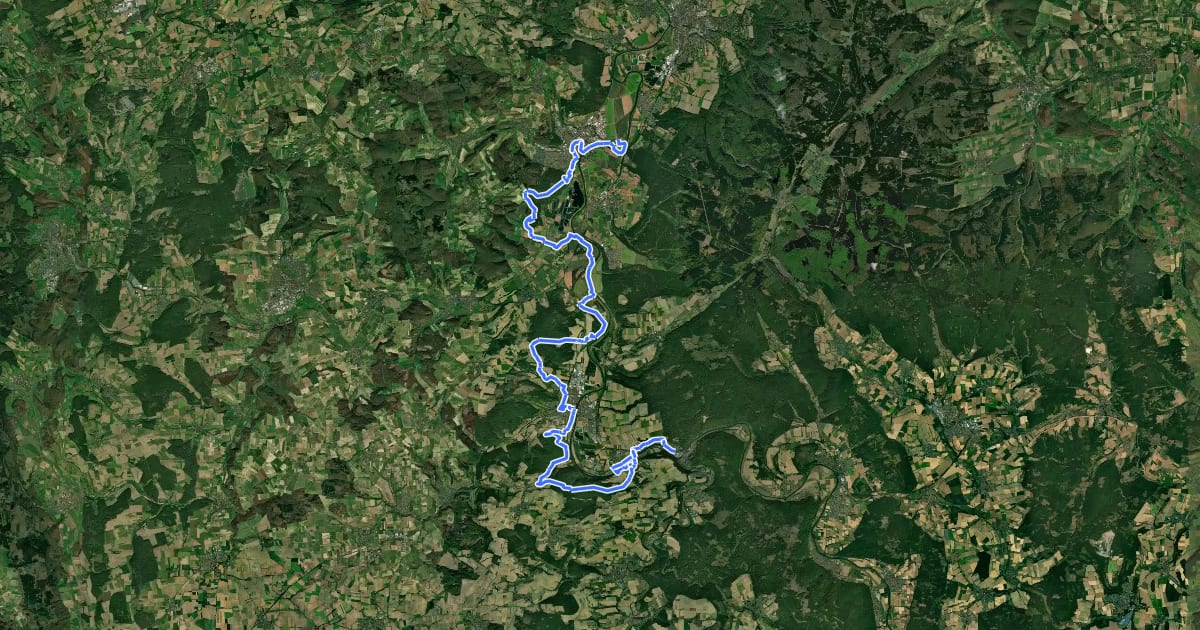 Маршрут Naturparktrail Weserhöhen "NaturZeitReise" на спутниковом снимке