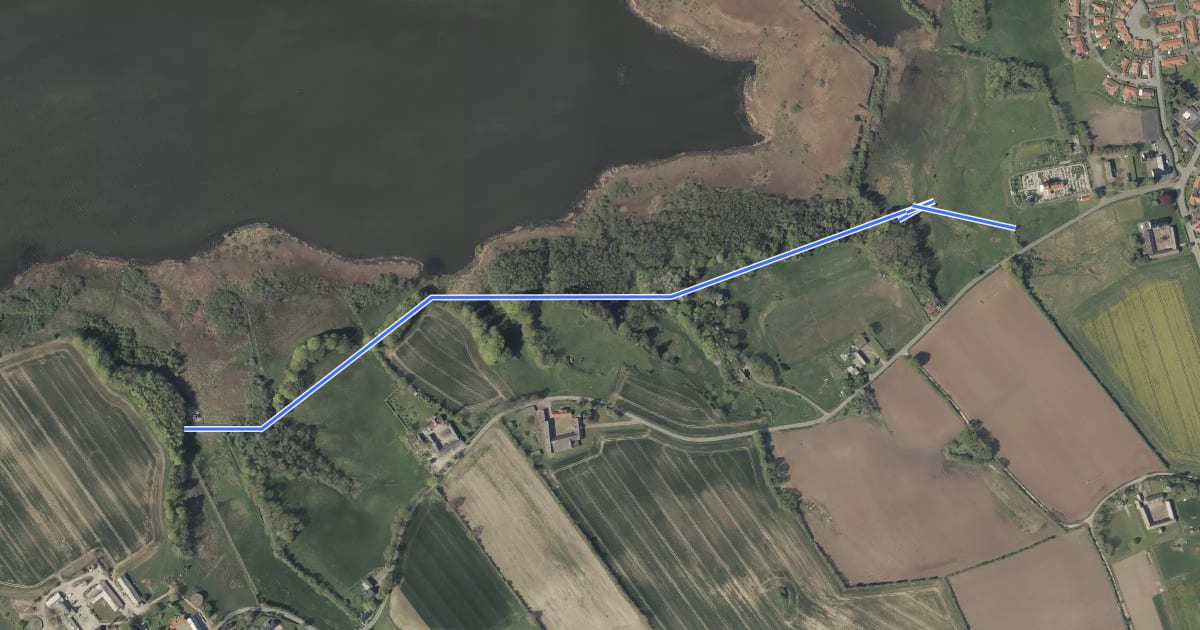 Маршрут Natursti fra Egeskov kirke langs Rands fjord mod Vejlby на спутниковом снимке
