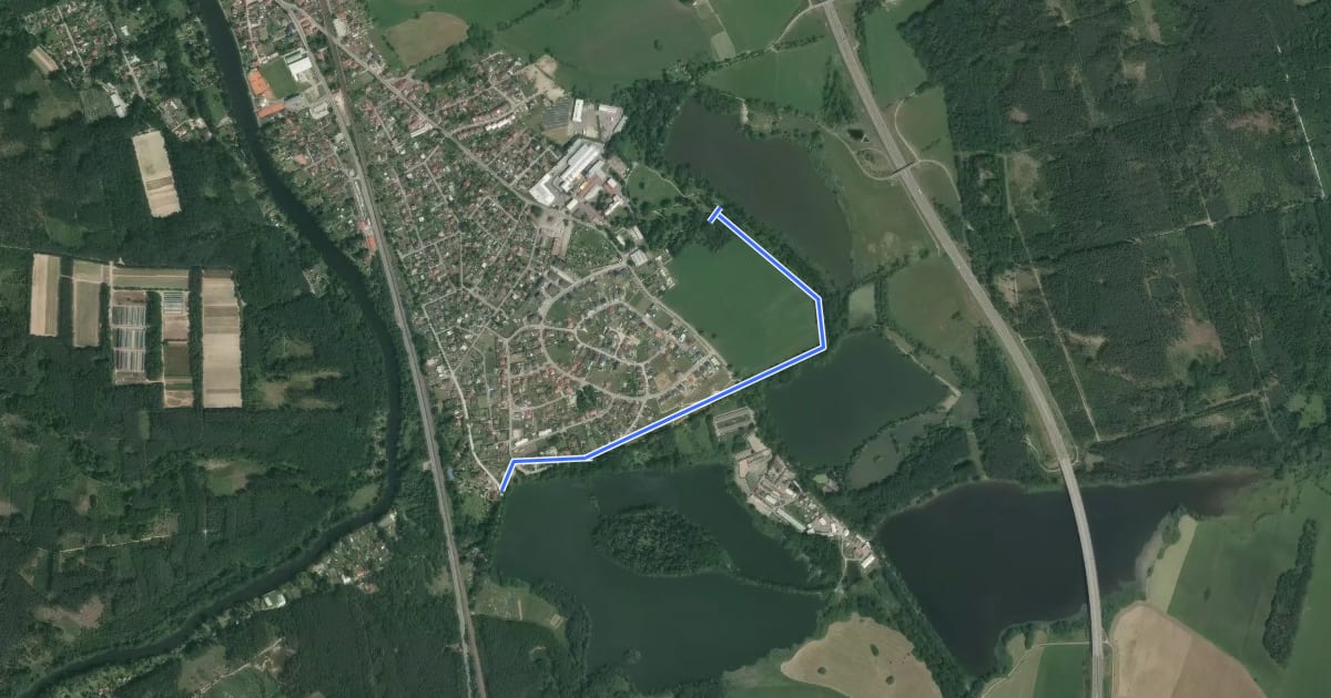 Маршрут Naučná stezka Ptačí svět v okolí Plané nad Lužnicí на спутниковом снимке