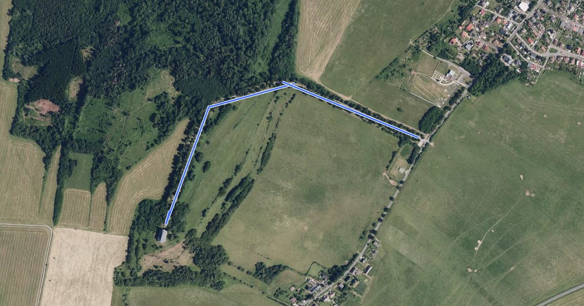 Маршрут naučná stezka Uhlířský vrch на спутниковом снимке