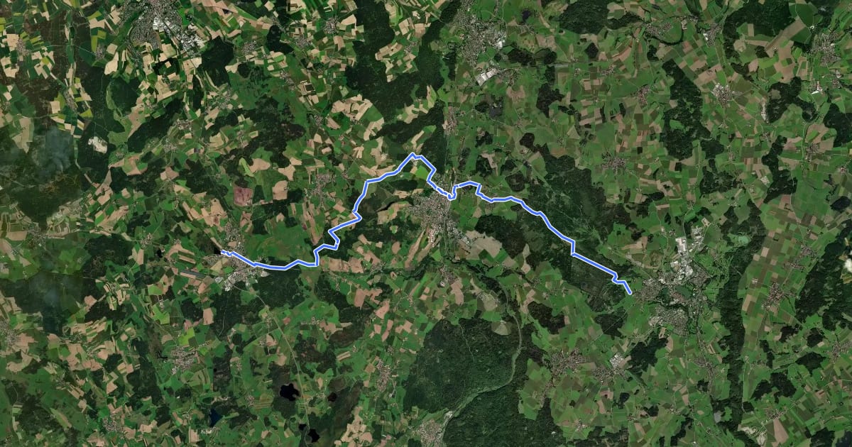 Маршрут Nebenweg des Schwäbischen Albvereins (rotes Kreuz) на спутниковом снимке