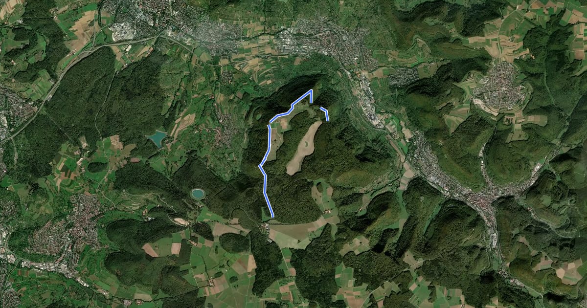 Маршрут Nebenweg Gutshof St. Johann - Grüner Fels - Höllenlöcher на спутниковом снимке